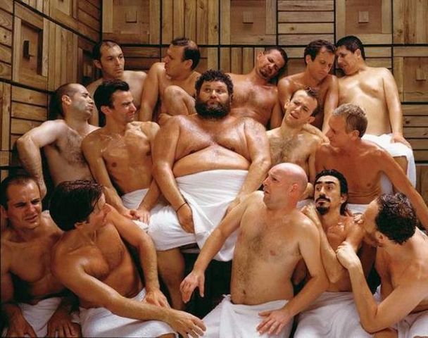Мужики в бане